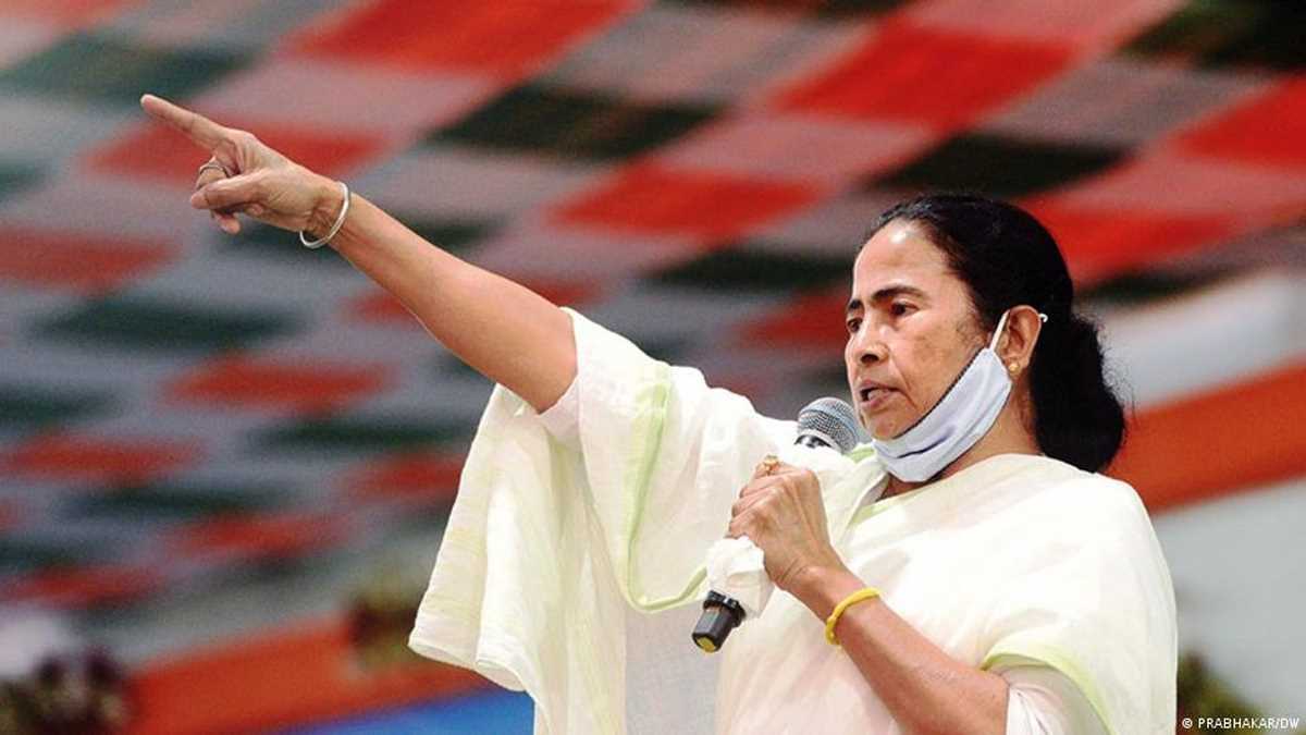 बॉलीवुड में लंबी है फिल्मों के विरोध, बायकॉट और विवाद की परंपरा